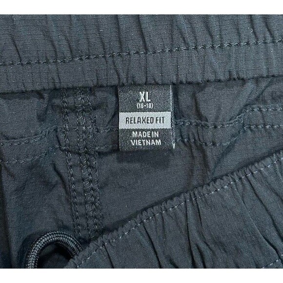 Carhartt Force Relaxed Fit Ripstop 5-Pocket Work Shorts Women's Size X-Large - Picture 2 of 9